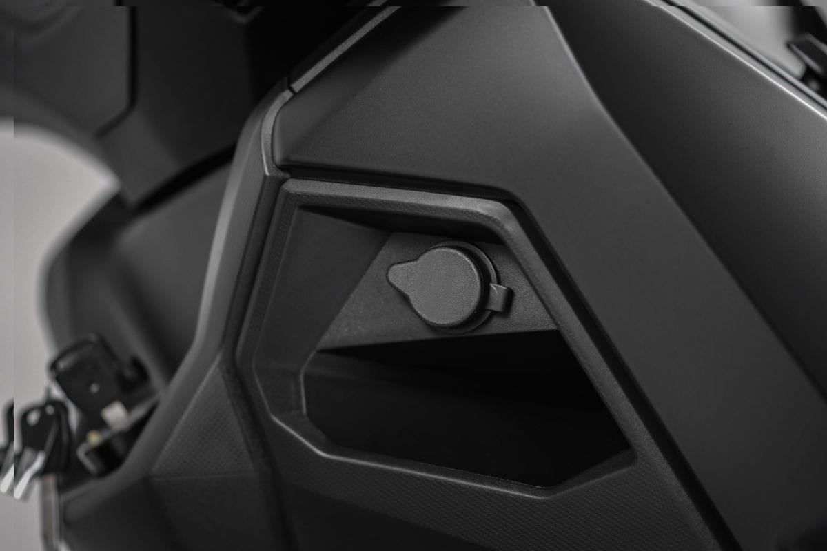  Kymco lancia il nuovo scooter Skytown 125